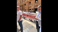 crisi-ospedaliera-sant-agata-manifestazione-a-napoli-senza-incontro-con-de-luca