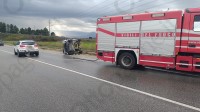grandina-paura-lungo-la-fortorina-auto-si-ribalta-su-un-fianco