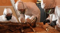 avellino-scoperta-nella-chiesa-una-mummia-di-una-giovane-donna-di-26-anni
