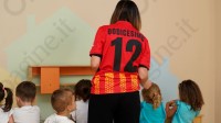 tu-vuoi-essere-il-dodicesimo-la-campagna-con-le-maglie-giallorosse