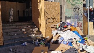 napoli-ripulito-e-sanificato-il-porticato-della-galleria-principe