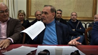 mastella-beve-l-acqua-e-stata-sempre-potabile-serve-piu-dialogo-tra-enti