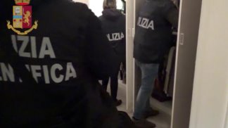 fiumi-di-droga-tra-napoli-e-salerno-45-arresti