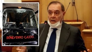 bus-del-benevento-calcio-colpito-mastella-ferma-condanna-per-un-gesto-vile