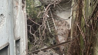 frana-a-vietri-sul-mare-piu-grave-del-previsto-sgomberate-6-famiglie