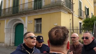 presunti-maltrattamenti-in-asilo-ancora-genitori-in-protesta-a-benevento-foto