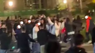 maxi-rissa-a-salerno-inquietanti-le-risate-di-chi-filmava