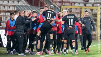 benevento-dominio-al-menti-la-supercoppa-e-giallorossa-rivivi-il-trionfo