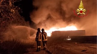 incendio-a-persano-la-regione-vicenda-oscura-dietro-c-e-una-regia-criminale