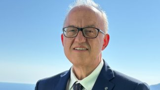 esposito-e-il-nuovo-presidente-di-federalberghi-salerno-continuiamo-a-crescere