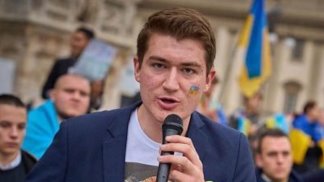 tensione-a-torre-del-greco-europa-e-radicali-aggrediti-dai-balneari