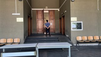 mi-ha-aggredita-in-auto-fugge-seminuda-nei-boschi-55enne-rischia-il-processo