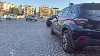 gli-scippano-una-catenina-d-oro-un-66enne-cade-e-si-ferisce-ad-una-mano