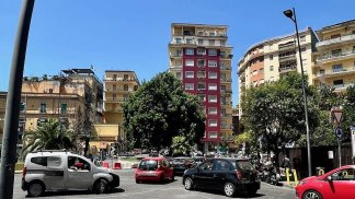 napoli-piazza-degli-artisti-donna-muore-per-una-caduta