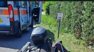 incidente-sull-ofantina-scontro-auto-moto-motociclista-ferito-al-moscati