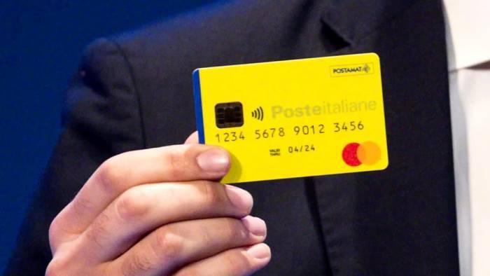 scoperti 35 abusivi del reddito di cittadinanza