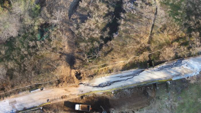 provincia al lavoro per riaprire la sp 26 dopo una frana