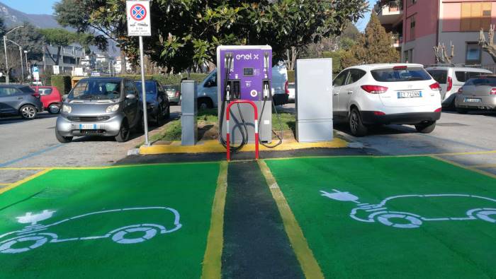 novita green a cava arriva la prima juice pump pubblica