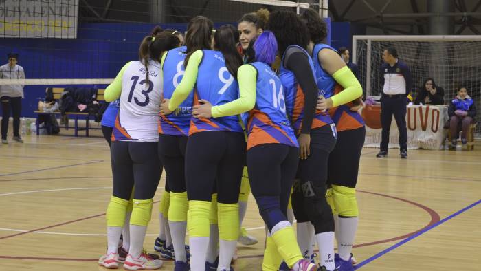 luvo barattolo arzano impegnata in casa contro modica