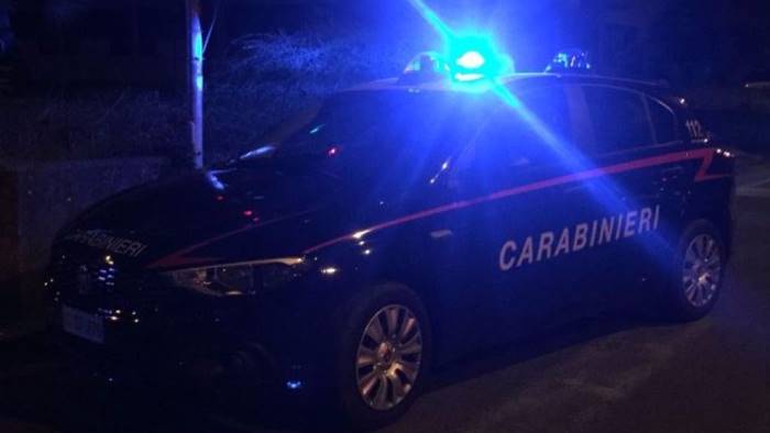 choc a pagani uomo trovato morto in strada