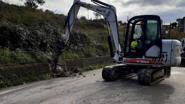 frane lavori di messa in sicurezza fra pisciotta e palinuro