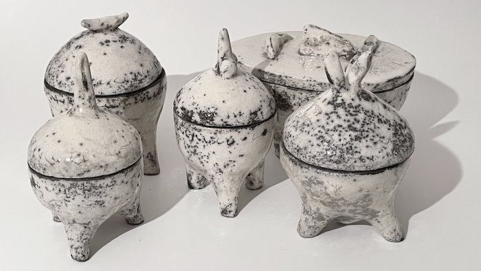 al museo frac di baronissi la mostra di ceramiche raku