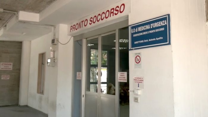 mancano i medici sos dall ospedale di vallo della lucania
