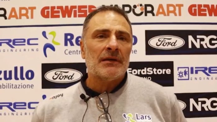 virtus arechi salerno vittoria contro la viola reggio calabria 73 54