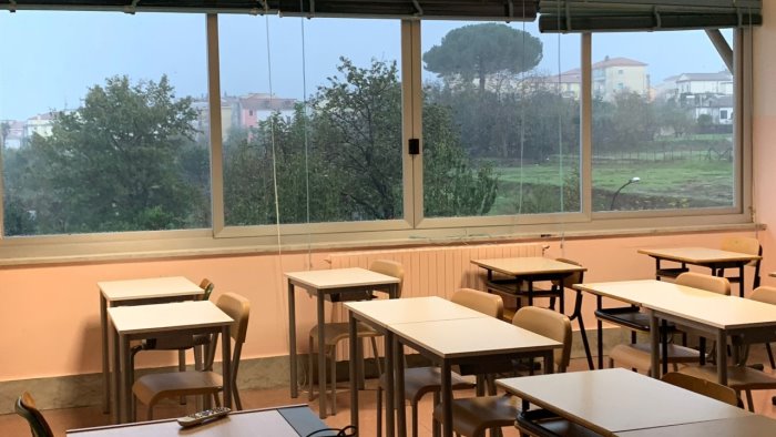 scuola conclusi i lavori al liceo genoino di cava de tirreni
