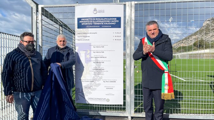 capaccio al via i lavori di illuminazione dello stadio tenente vaudano