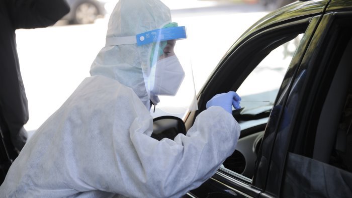covid nel vallo di diano cisl allestire postazioni drive in per i tamponi
