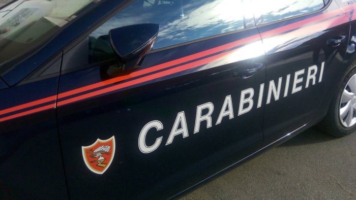 coppia di anziani aggredita e derubata a capaccio indagano i carabinieri