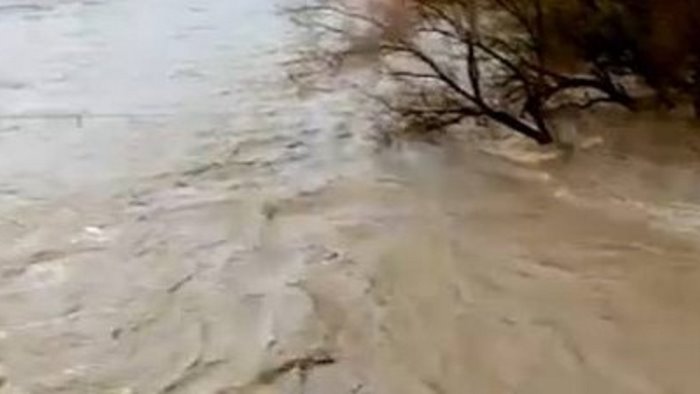 maltempo sale e fa paura nel casertano il livello del volturno