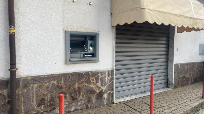 bancomat dismesso a castellabate la banca agevolazioni per i residenti