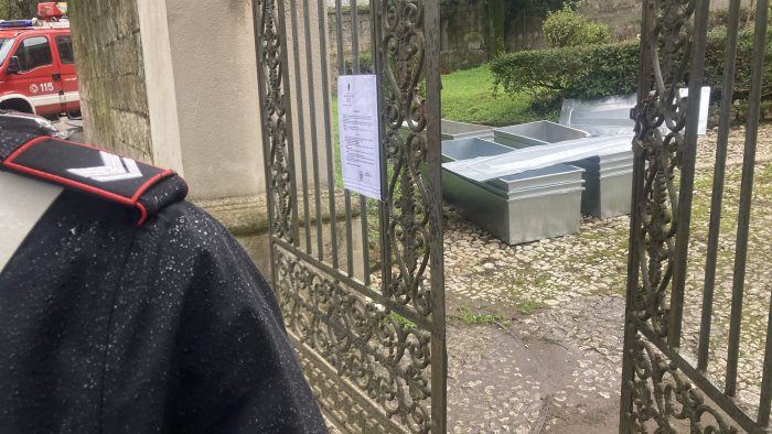 crollo cimitero sant agata 28 feretri sono ancora da recuperare