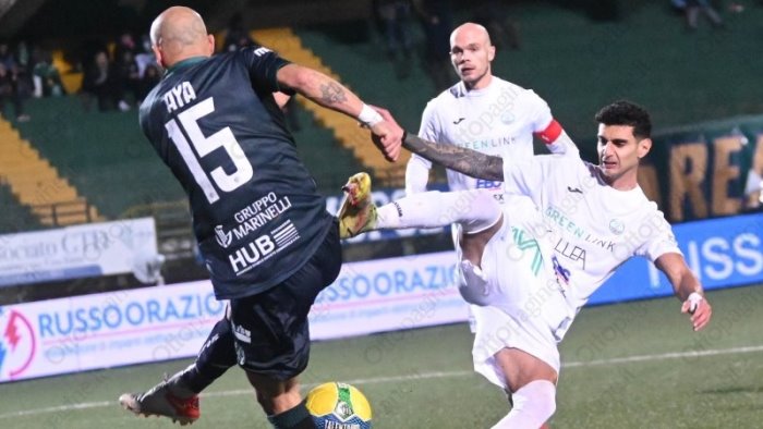 avellino latina rastelli ritrova un difensore 3 pedine restano in dubbio