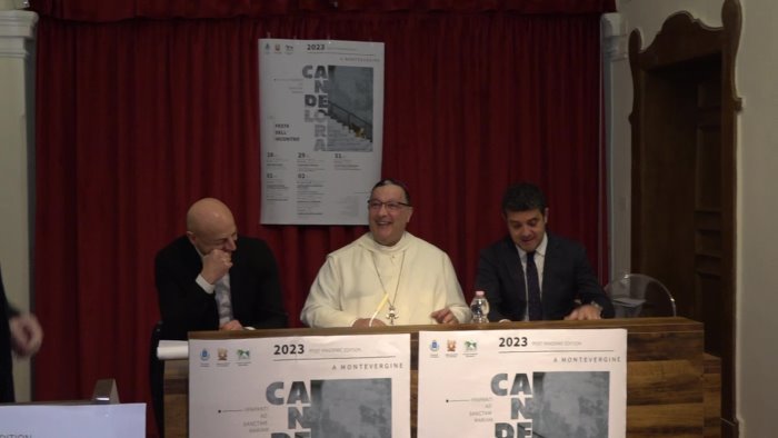 candelora tornano luxuria e migliaia di fedeli si sale con funicolare e bus