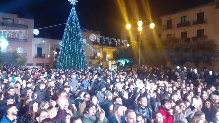 oltre 1500 presenze per la notte bianca del commercio di scafati