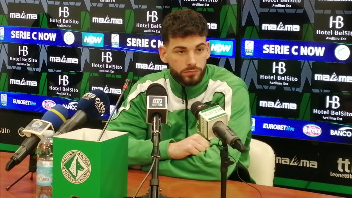 avellino juve stabia 2 2 ricciardi testa alle prossime 17 finali