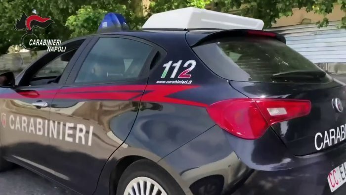 giugliano in campania sicurezza sul lavoro carabinieri sanzionano due attivita