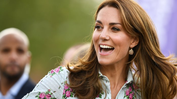 kate middleton operata in clinica per due settimane i media e grave