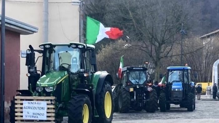 protesta trattori sarno inaccettabili regole europee portano a chiusure
