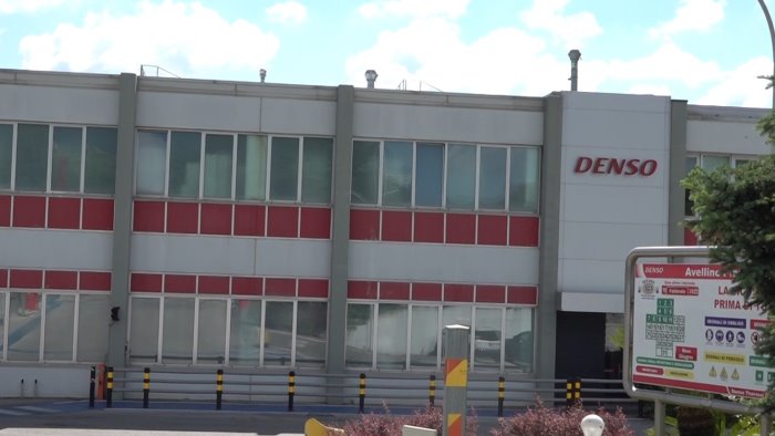 denso avellino befana amara per gli operai cassa integrazione dall 8 gennaio