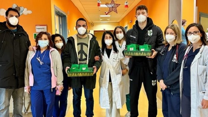scandone avellino visita al reparto di pediatria del moscati per l epifania