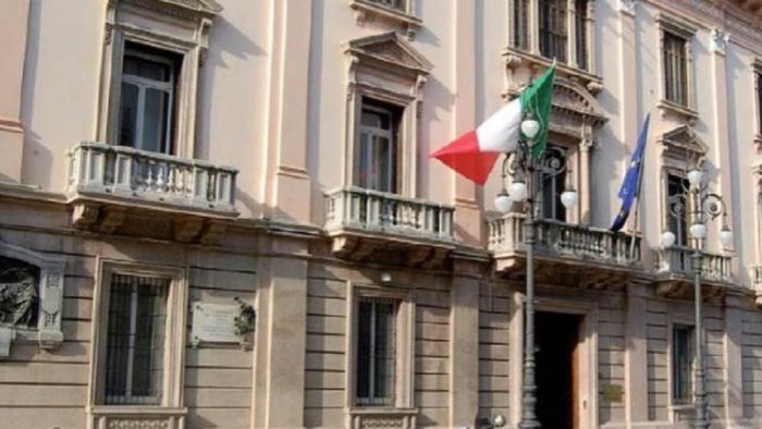 emergenza furti convocato il comitato per l ordine e la sicurezza ad avellino