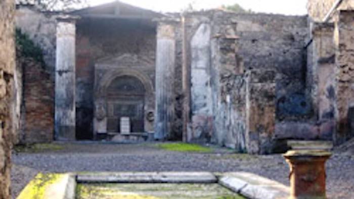 rubano reperti ma li restituiscono perche portano sfiga