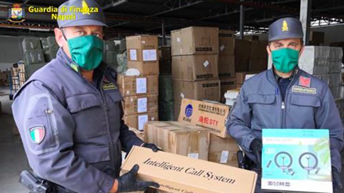nola sequestrati 570mila prodotti contraffatti pericolosi