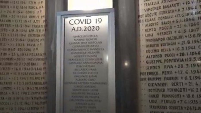 covid monumento ai medici uccisi c e anche un salernitano