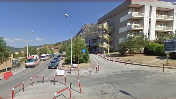 caos al landolfi vignola l ospedale rischia di chiudere