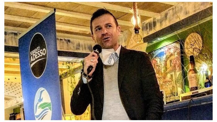 sorrento il sindaco denuncia carenze sui dati del contagio